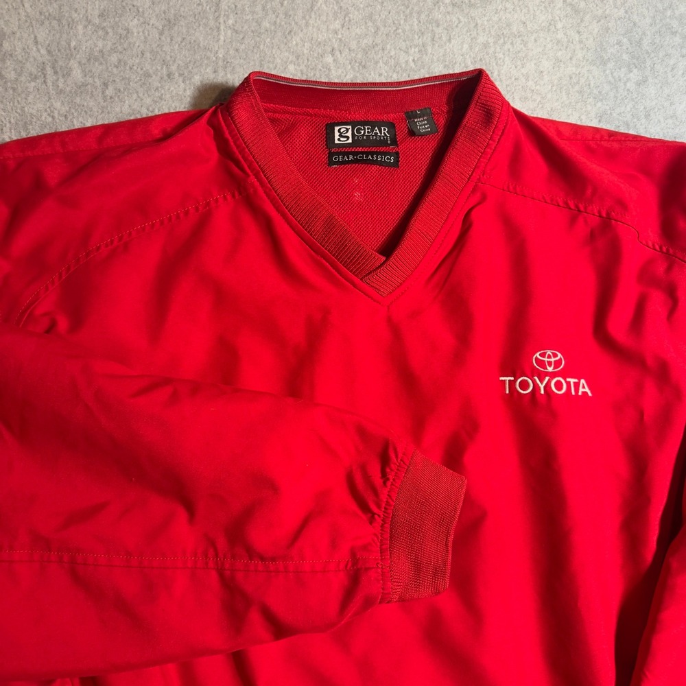 Gear for Sports Toyota Windbreaker Pullover Red V-Neck Mens Large Jacket